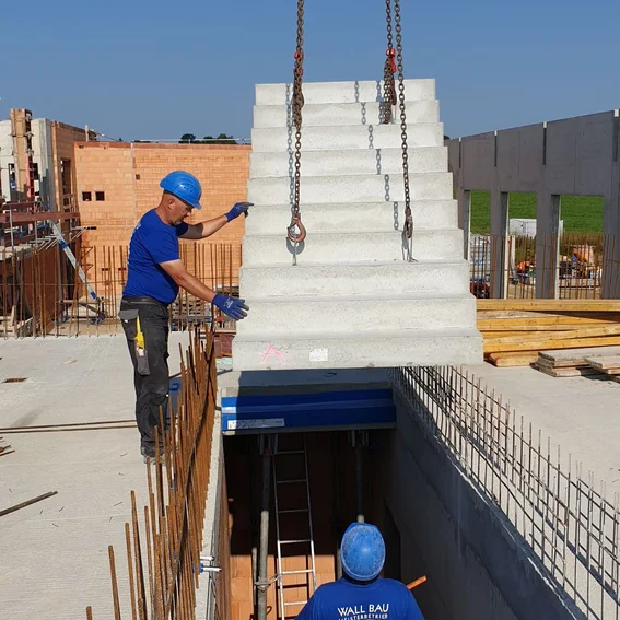 2021 KW30 Treppe (10).jpg