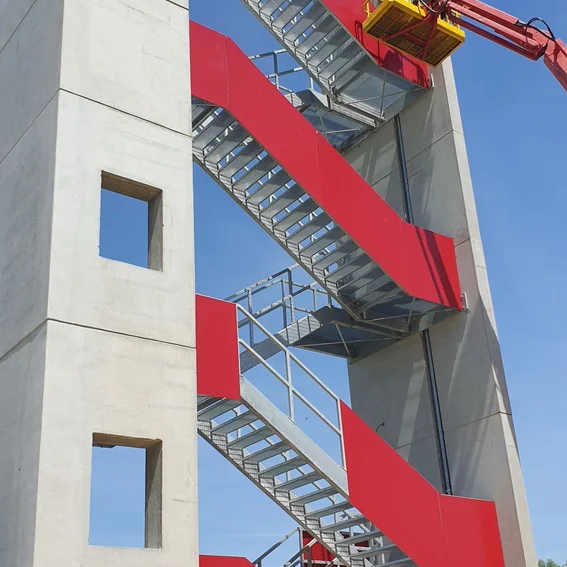 2022 KW 24 (1).jpg