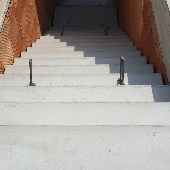2021 KW30 Treppe (26).jpg