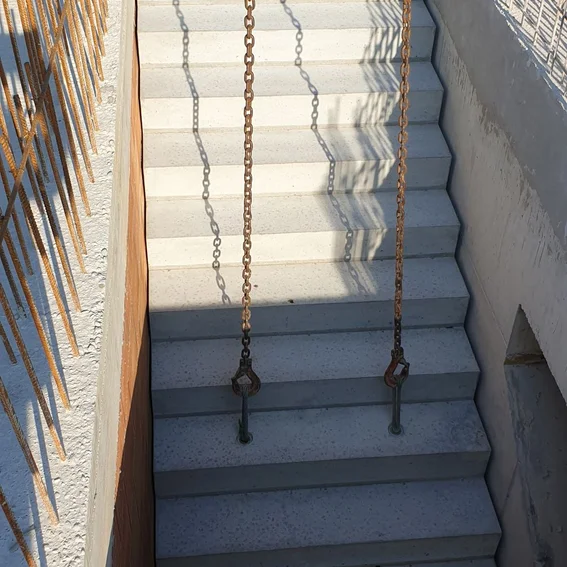 2021 KW30 Treppe (9).jpg